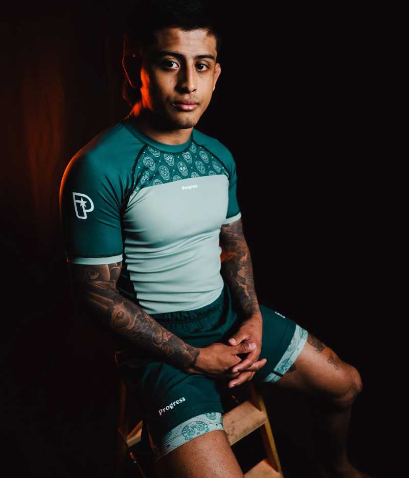 PROGRESS calavera rashguard - green