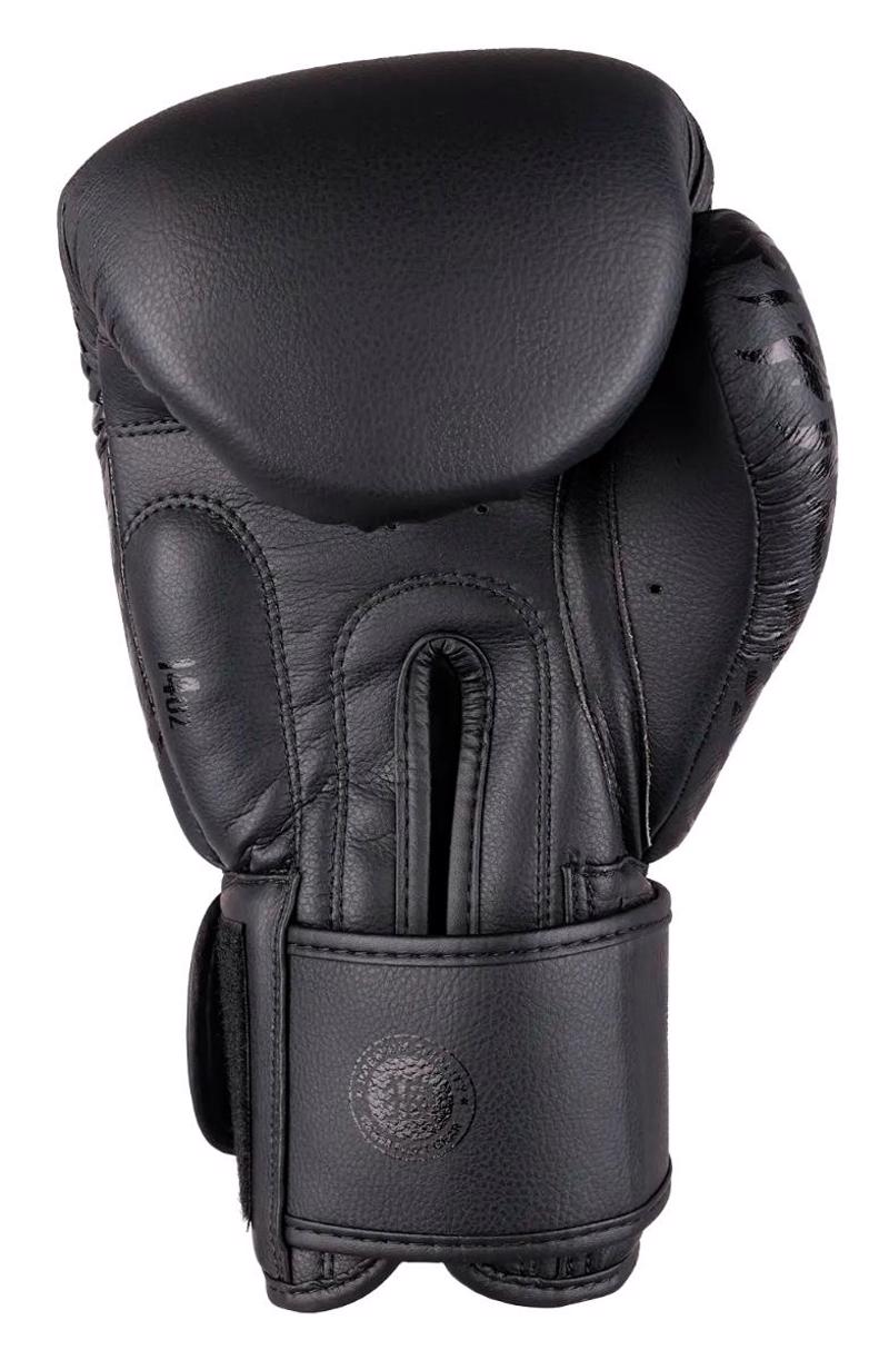 OKAMI Hanuman Muay Thai GLOVES -black