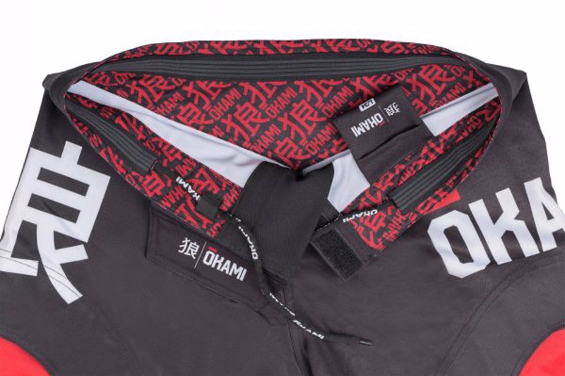 Okami born red Fightshorts -Black